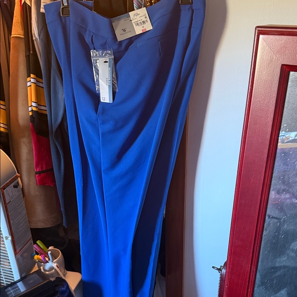 Women’s Ankle Pants